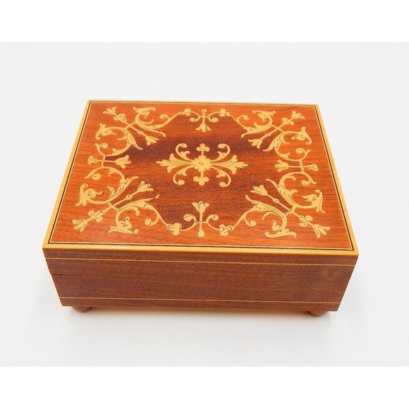 Reuge Swiss Made Romance Music Box Plays As Time Goes By Lacquer Inlaid Wood - Picture 1 of 11
